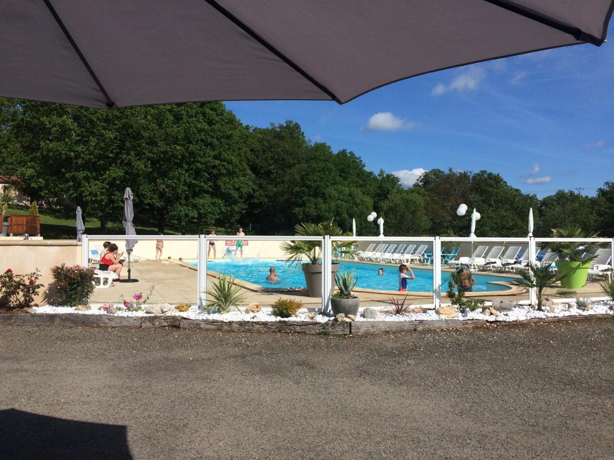 Les Sentiers Du Causse Hotel Lentillac du Causse Luaran gambar
