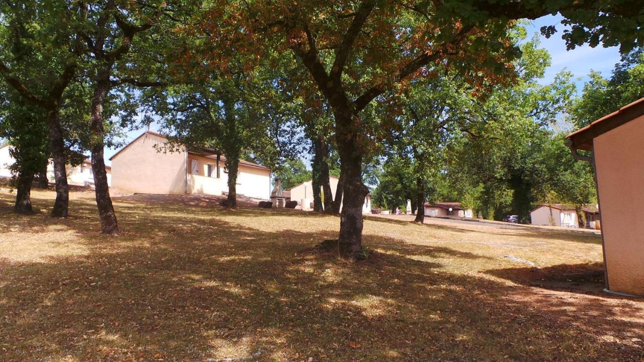 Les Sentiers Du Causse Hotel Lentillac du Causse Luaran gambar